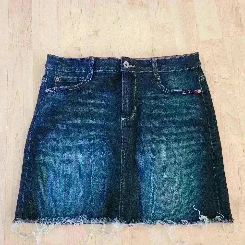 Wallflower Denim skirt size 9